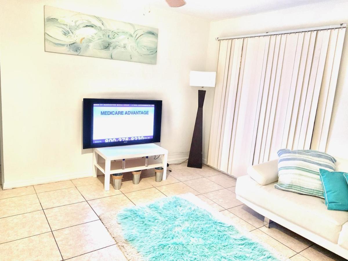 Airport Bunk House Free - Wifi - Parking - Coffee- Long Term Welcome Fort Lauderdale Bagian luar foto