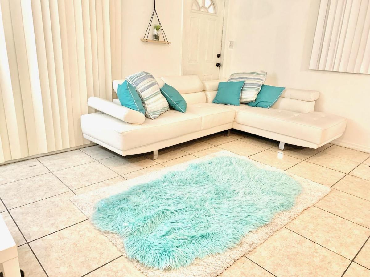Airport Bunk House Free - Wifi - Parking - Coffee- Long Term Welcome Fort Lauderdale Bagian luar foto